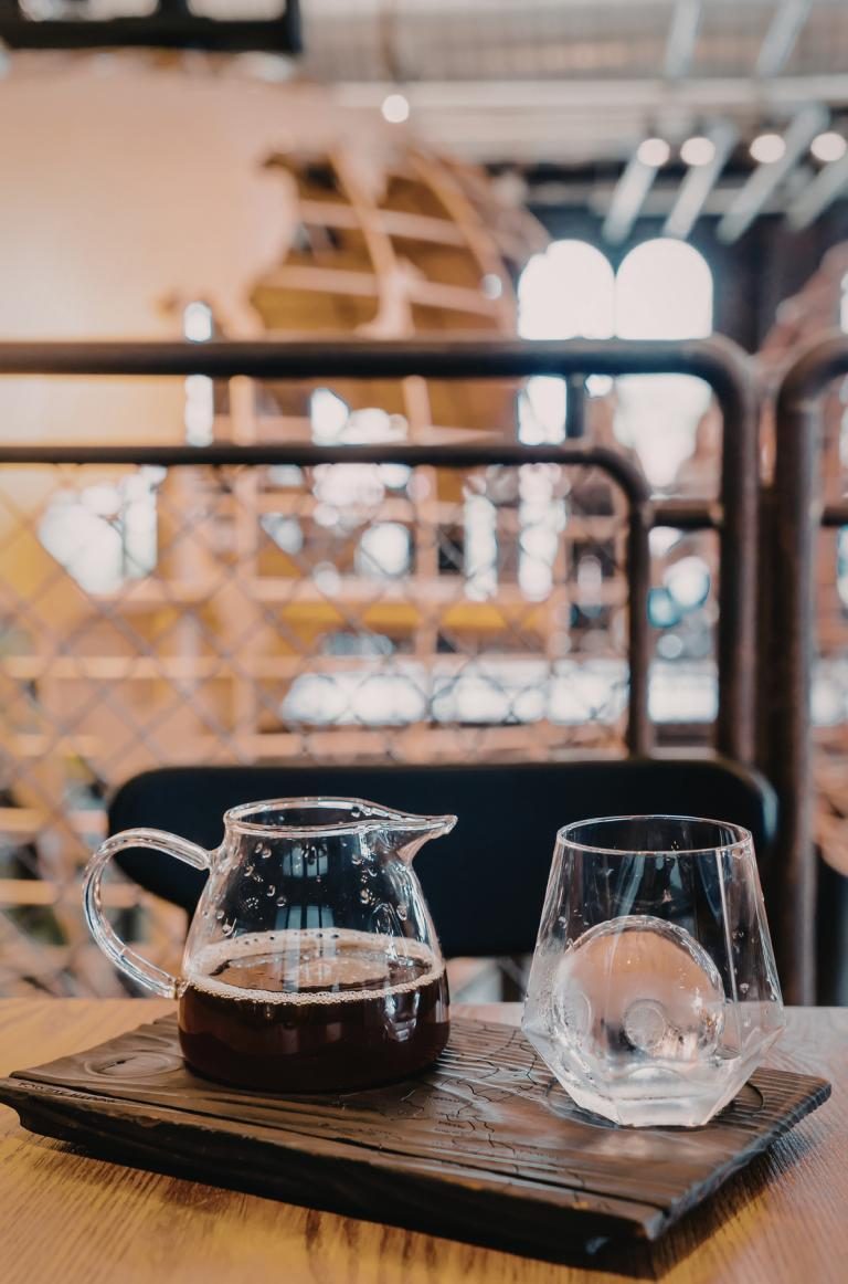 Upper Thomson café lifestyle